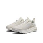 Men's Roam Trail Running Shoe | Star White/Vapor
