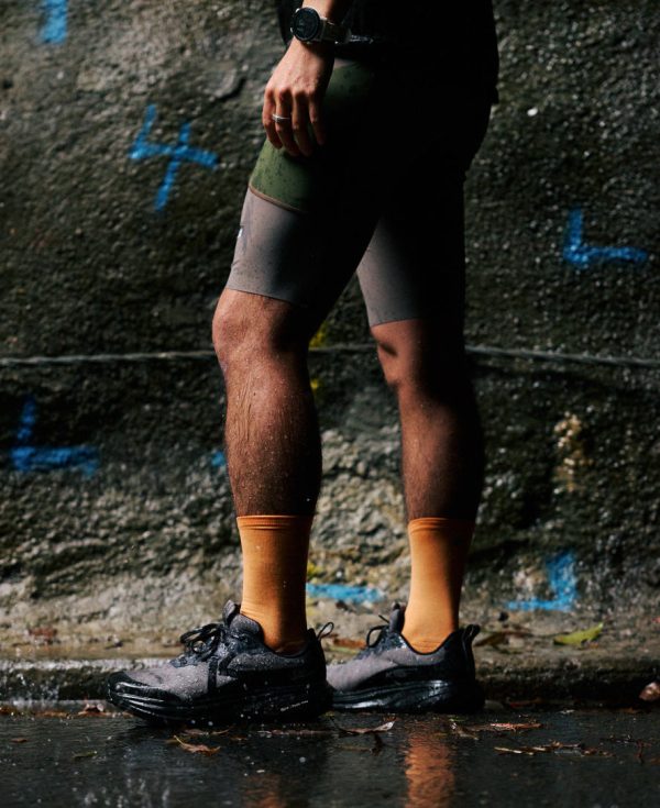 Men's Roam Waterproof Trail Running Shoe | Dark Olive/Burnt Brick